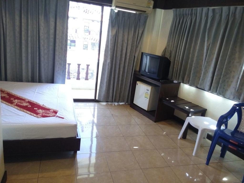 Hotel Sea Princess Patong Екстер'єр фото