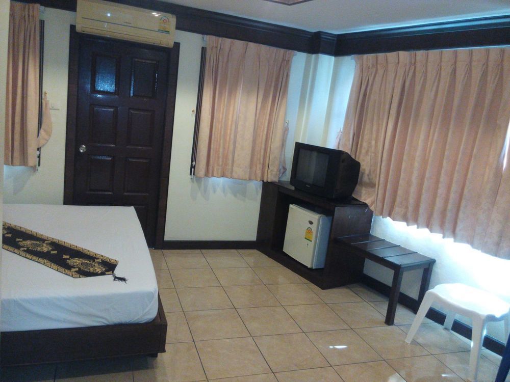 Hotel Sea Princess Patong Екстер'єр фото