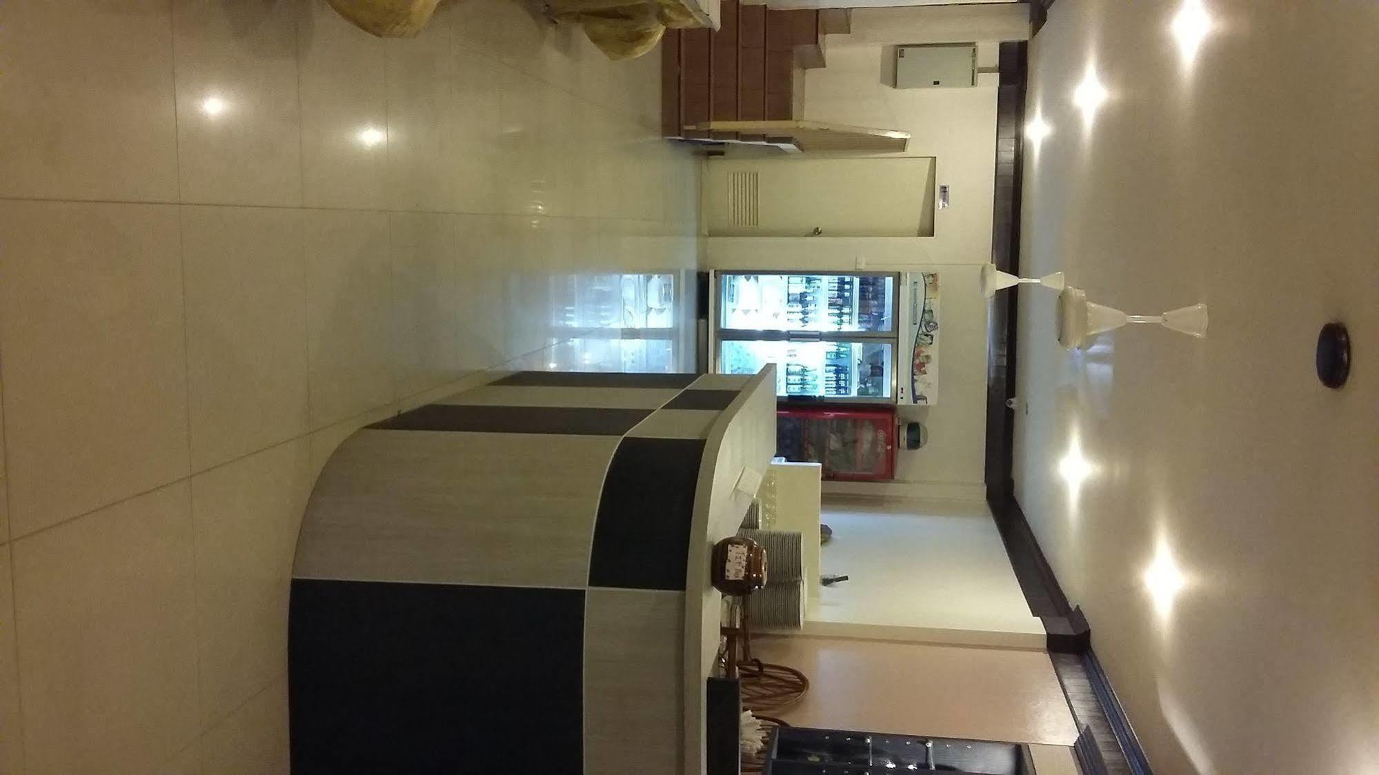 Hotel Sea Princess Patong Екстер'єр фото
